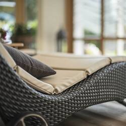 Sauna, poreallas, höyrysauna, urheiluhierontaa, vartalon kuorintoja