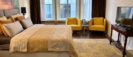 Ropa de cama de alta calidad, sistema de insonorización y wifi gratis