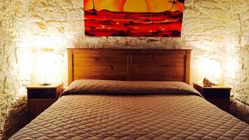 Desk, bed sheets