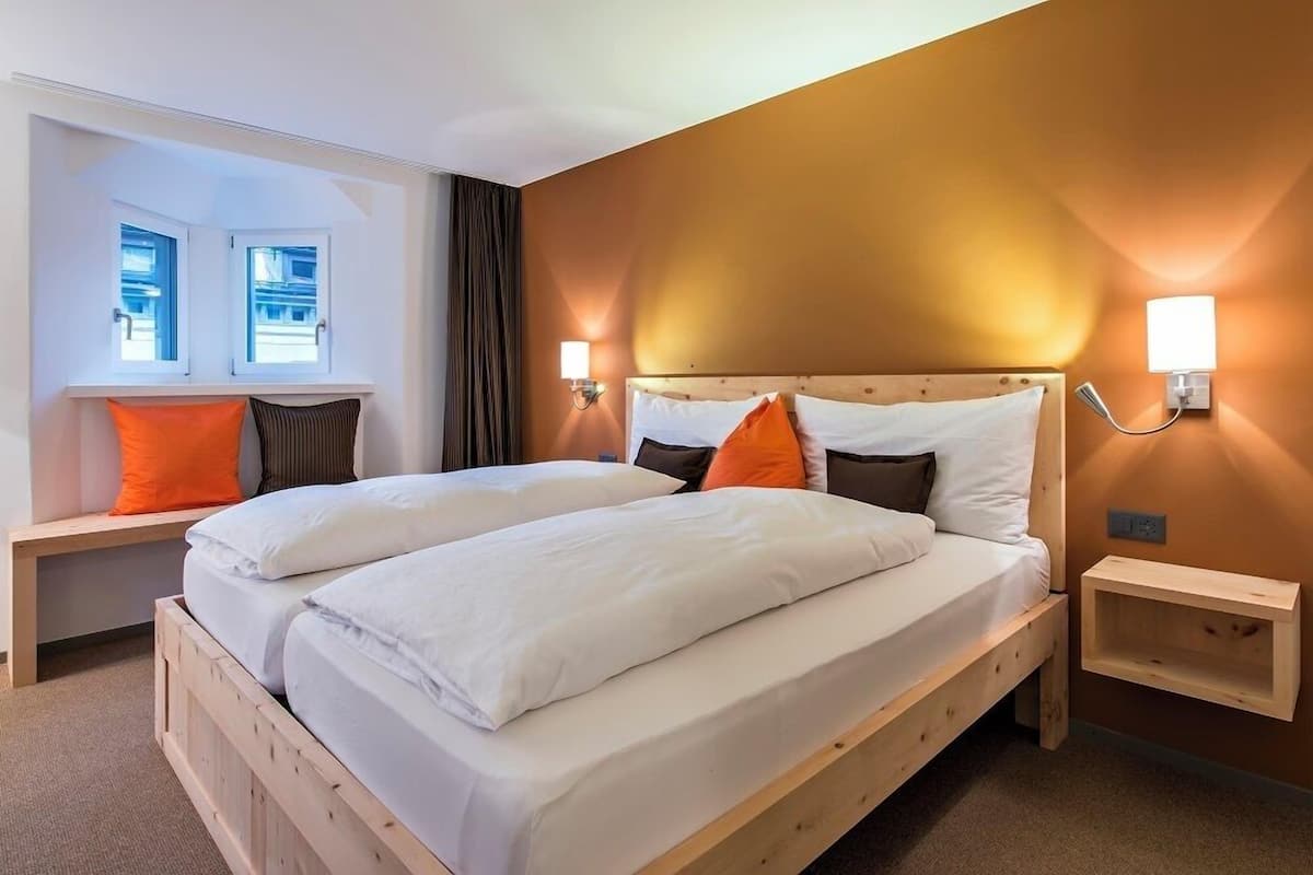 Superior tweepersoonskamer | Luxe beddengoed, donzen dekbedden, pillowtop-bedden