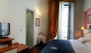 Minibar, desk, free WiFi - Hotel Alba (Pescara)