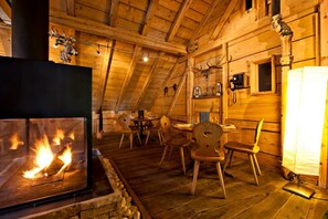 Lounge - Hotel Station (Pontresina)