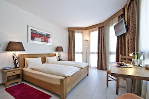 Room - Hotel Station (Pontresina)