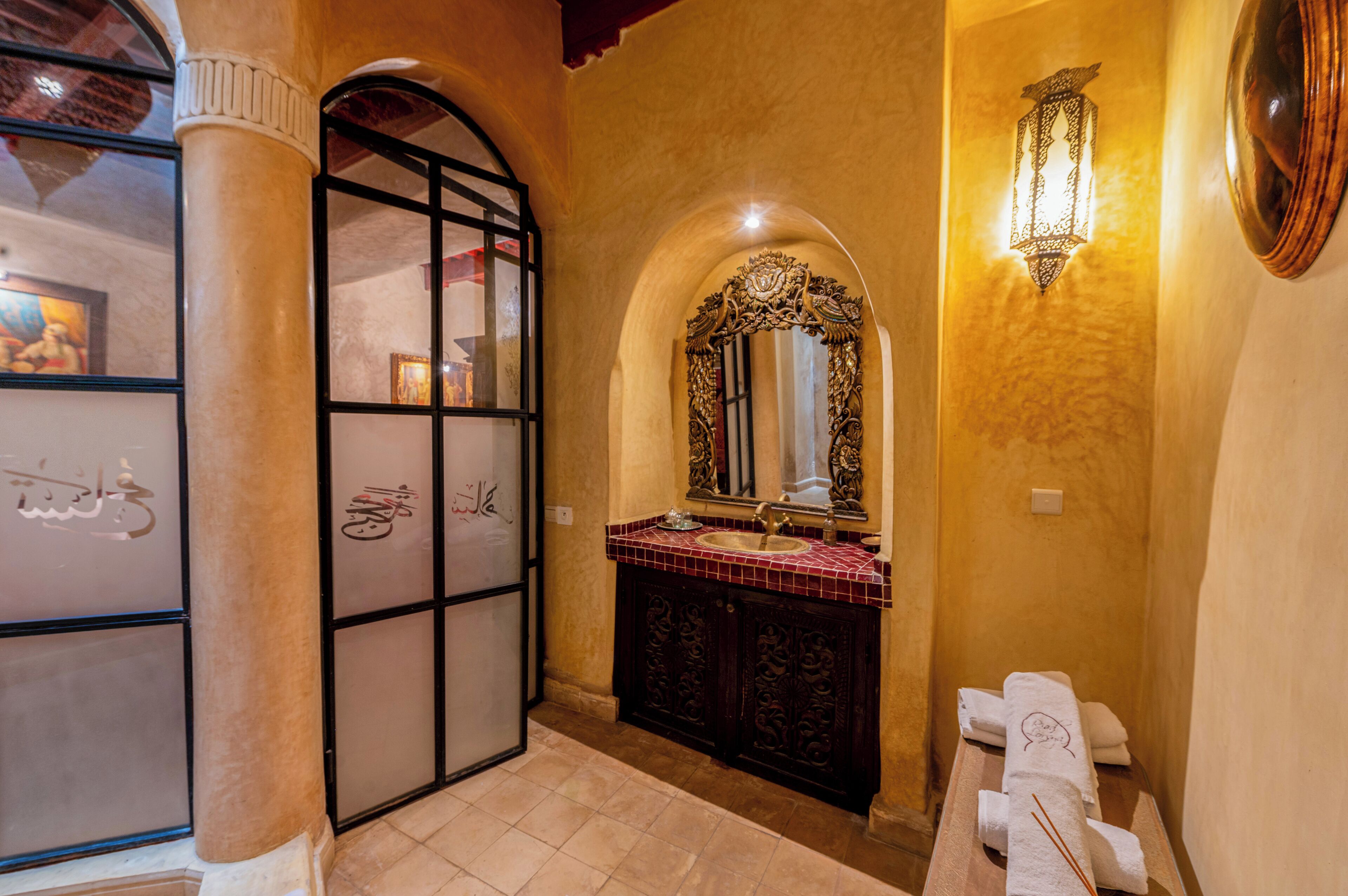 Mamounia Luxury Double Room | Bathroom | Shower, designer toiletries, hair dryer, bathrobes