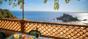 Mendolia Beach Hotel