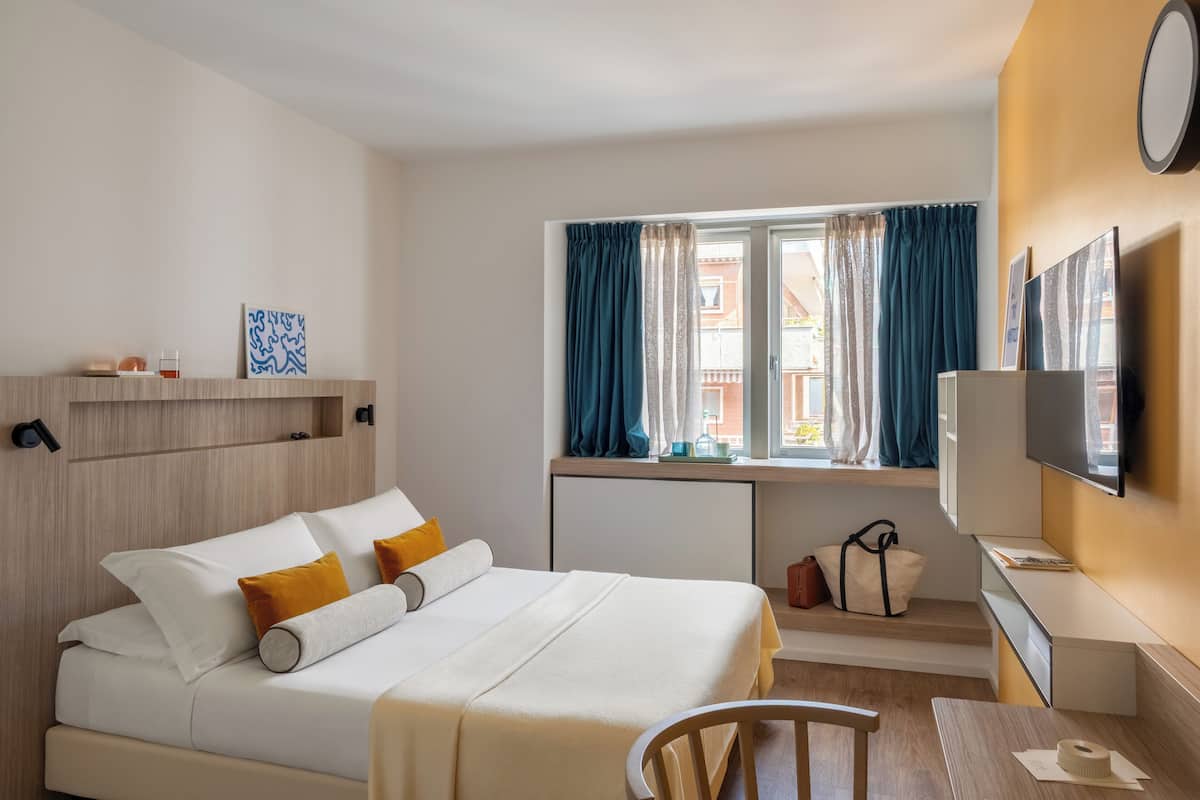 In-room safe, desk, laptop workspace, blackout curtains