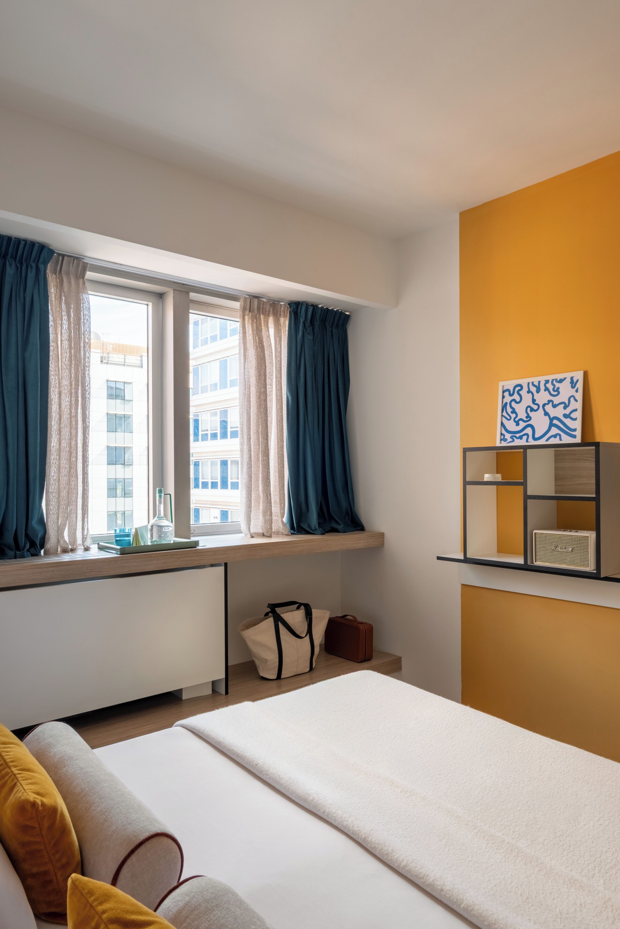 Standardzimmer | Zimmersafe, Schreibtisch, laptopgeeigneter Arbeitsplatz