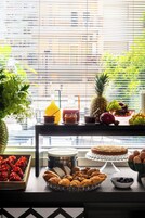 Colazione a pagamento, servita tutte le mattine 