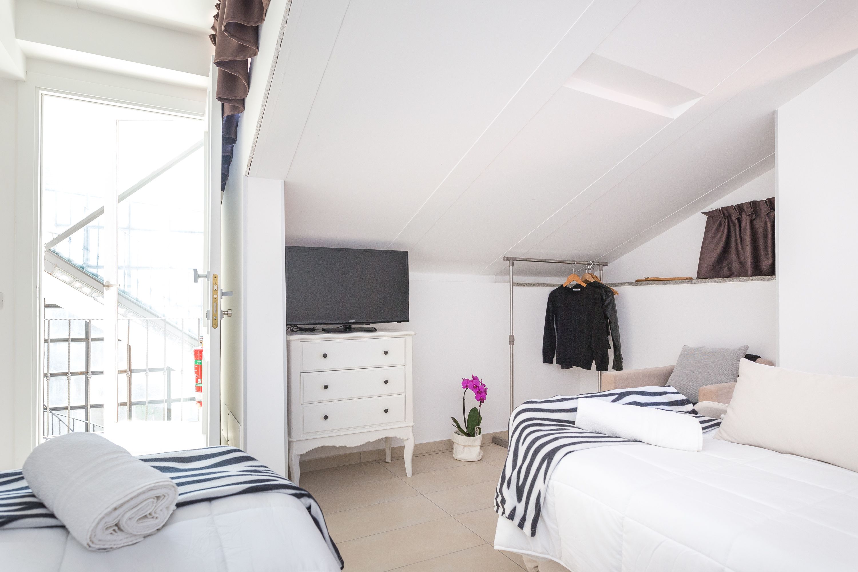 suite (attic) | 1 bedroom, minibar, in-room safe, desk
