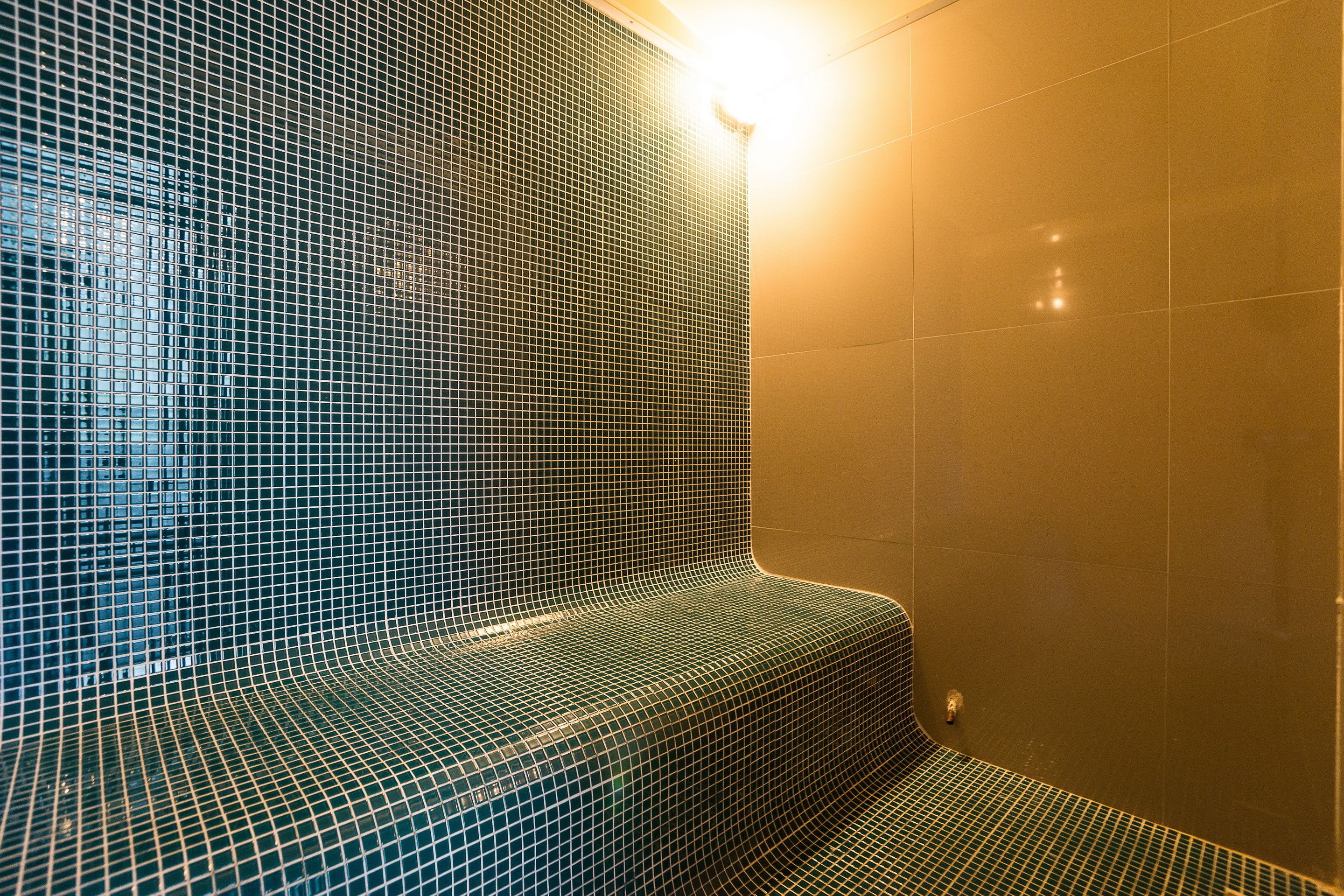 steam room