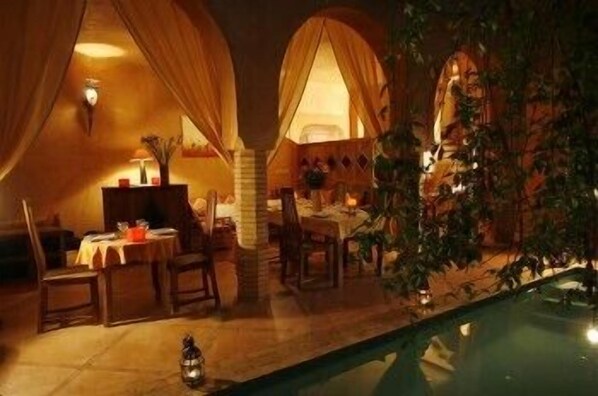 Dining - Riad Azenzer (Marrakech)