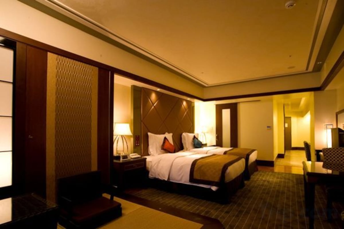 Premier Twin Room