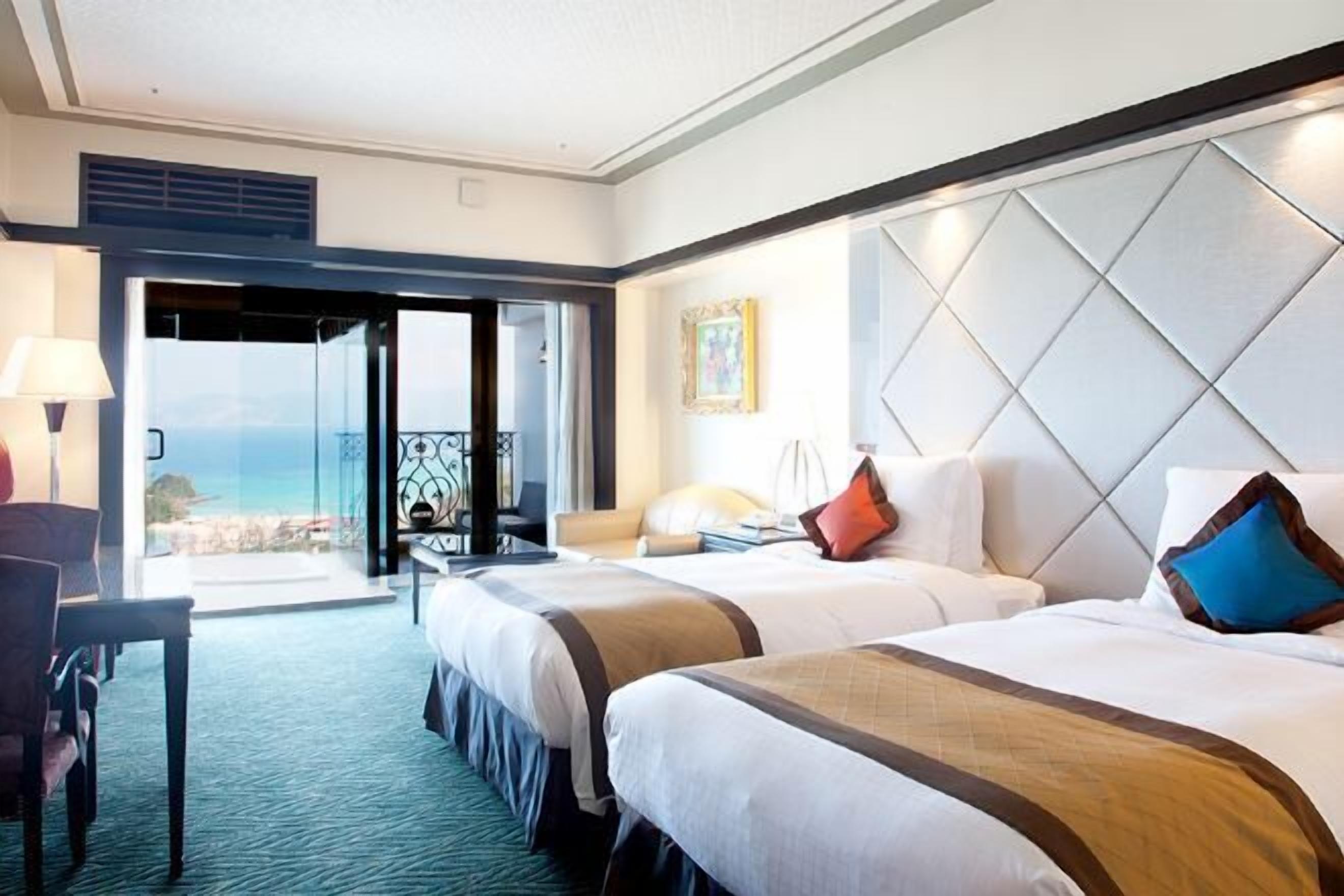 Down duvets, minibar, in-room safe, desk