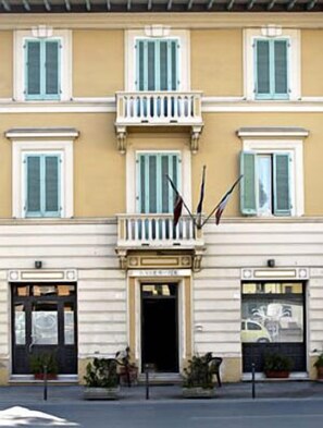 Front of property - Hotel Torre Matilde (Viareggio)