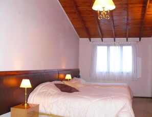 In-room safe, rollaway beds, free WiFi, bed sheets - Tango B&B Ushuaia (Ushuaia)