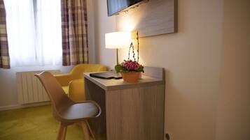 Fer et planche Ă repasser, Wi-Fi gratuit