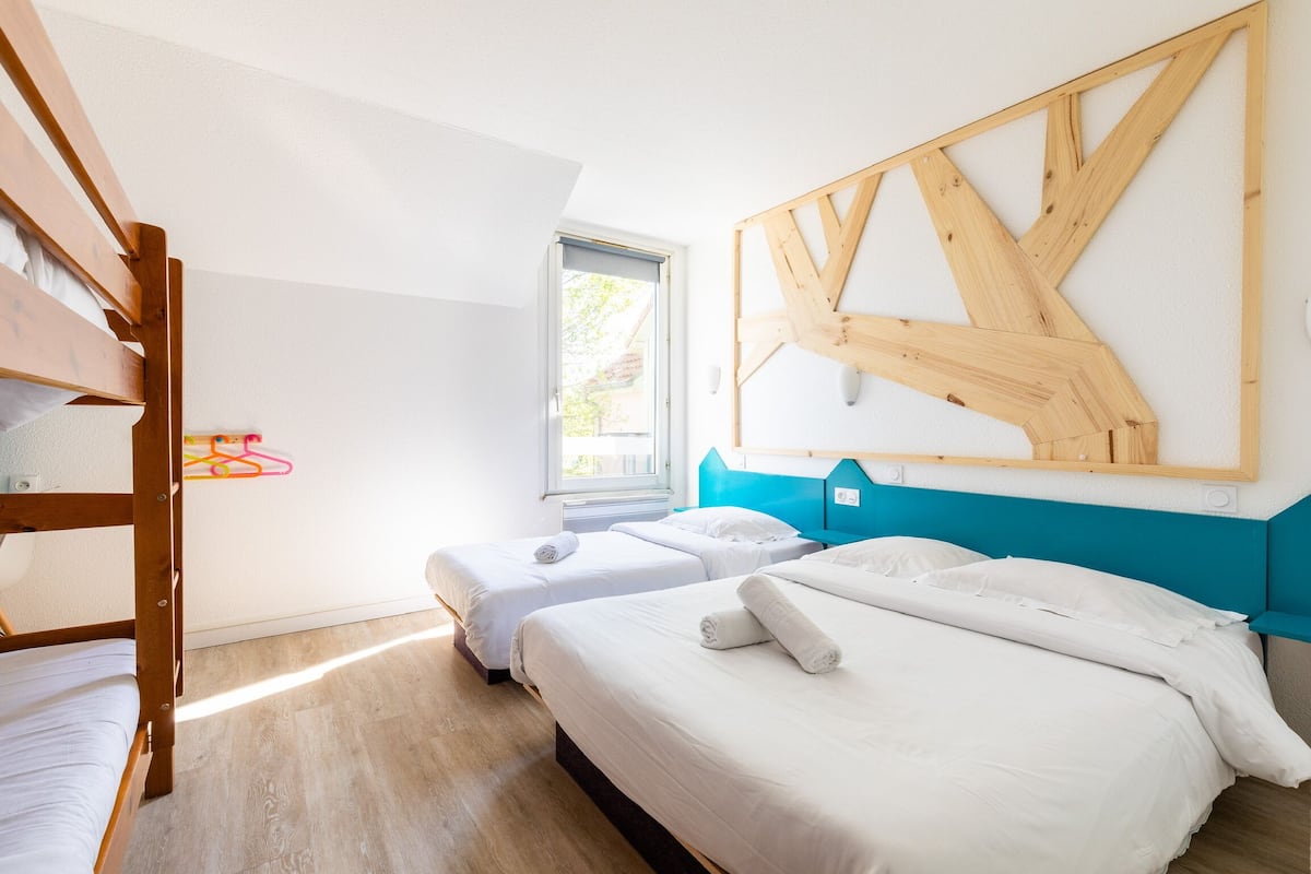 Family Room | In-room safe, desk, soundproofing, iron/ironing board (on request)