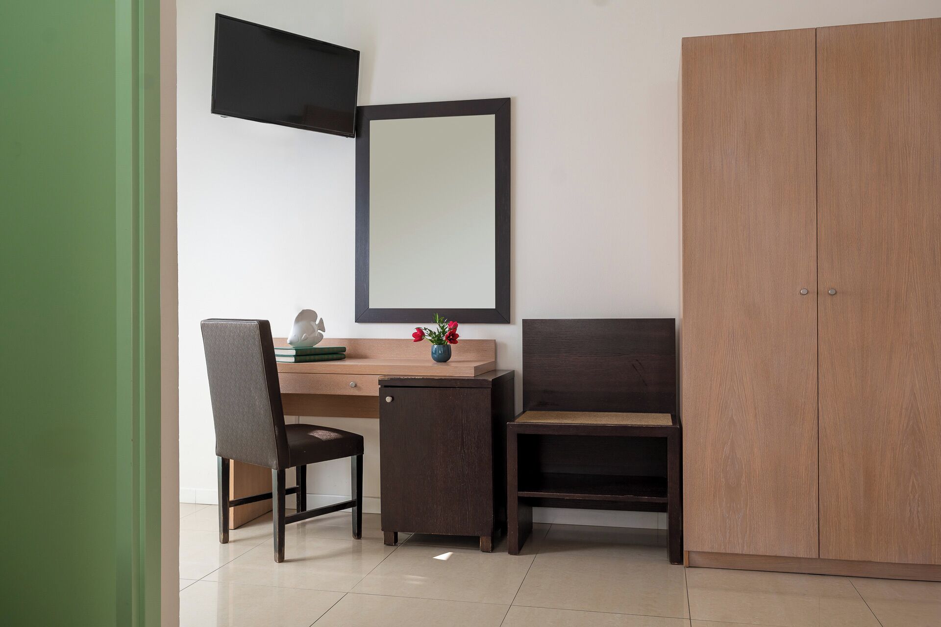 1 bedroom, premium bedding, down duvets, in-room safe