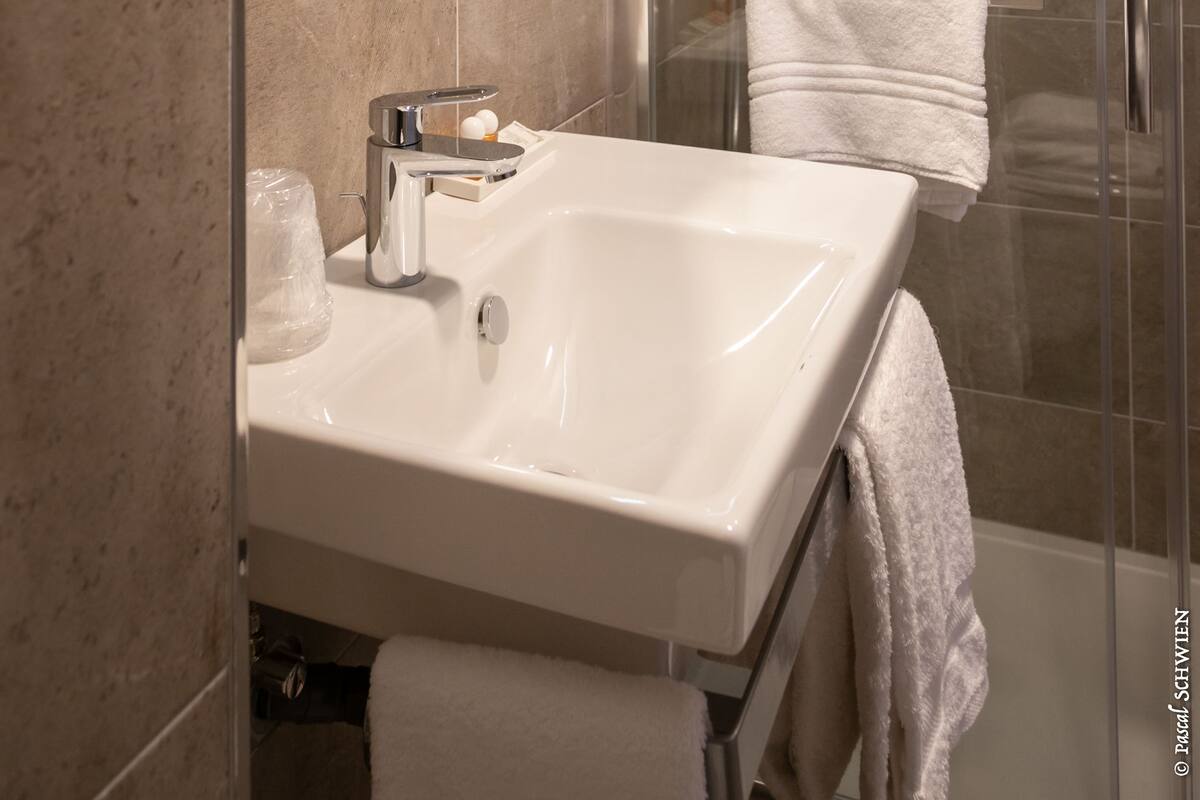 grand comfort room | 1 bedroom, individually decorated, individually furnished, free wifi