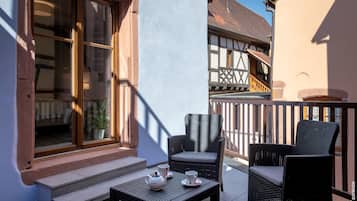 Quarto, terraço | Individualmente decorados, individualmente mobiliados, Wi-Fi de cortesia