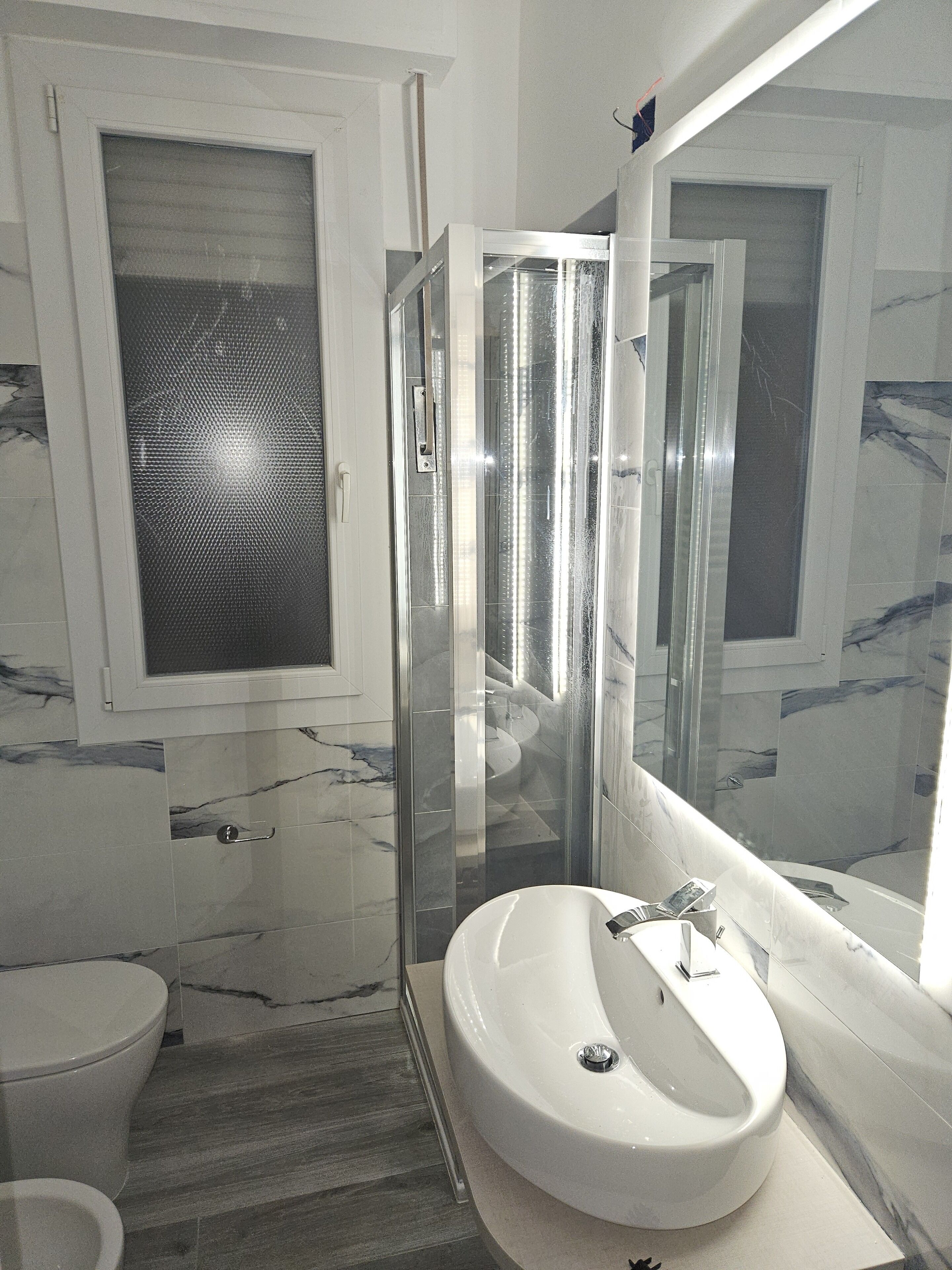 family quadruple room | bathroom | free toiletries, hair dryer, bidet, towels