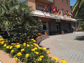 Fachada de la propiedad
