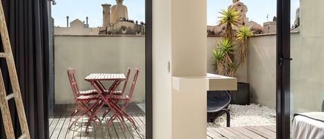 Àtic superior | Terrassa o pati