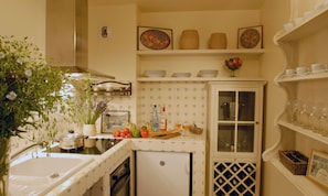 1 Bedroom Apartment | Private kitchen