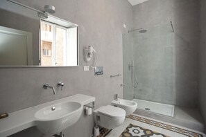 무료 세면용품, 헤어드라이어, 비데, 타월