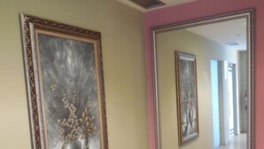 Hallway - Theranda Hotel (Tirana)