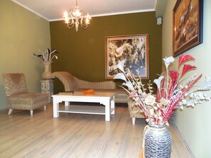 Garden - Theranda Hotel (Tirana)