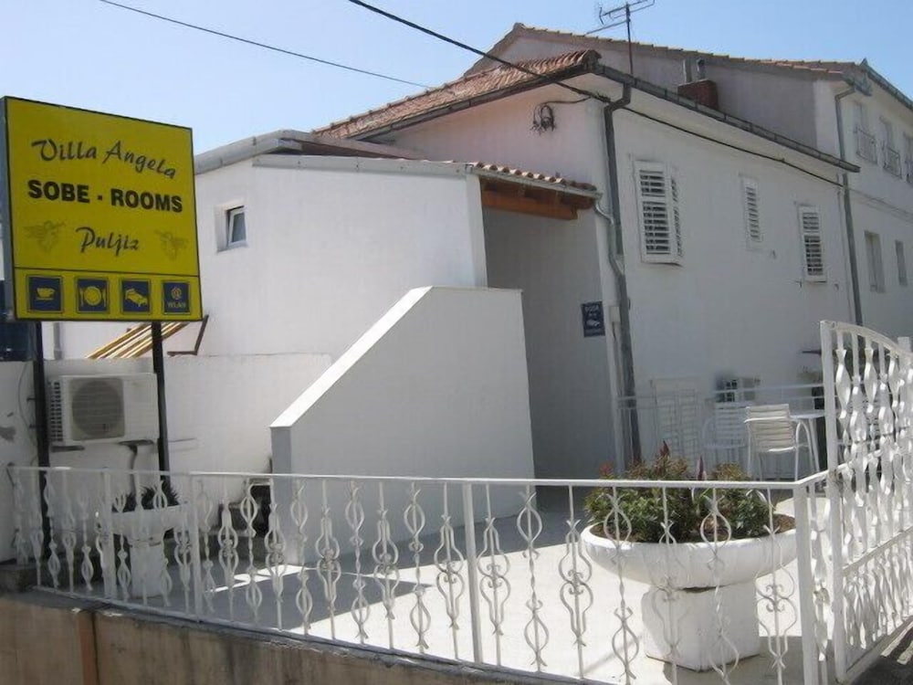 Villa Angela