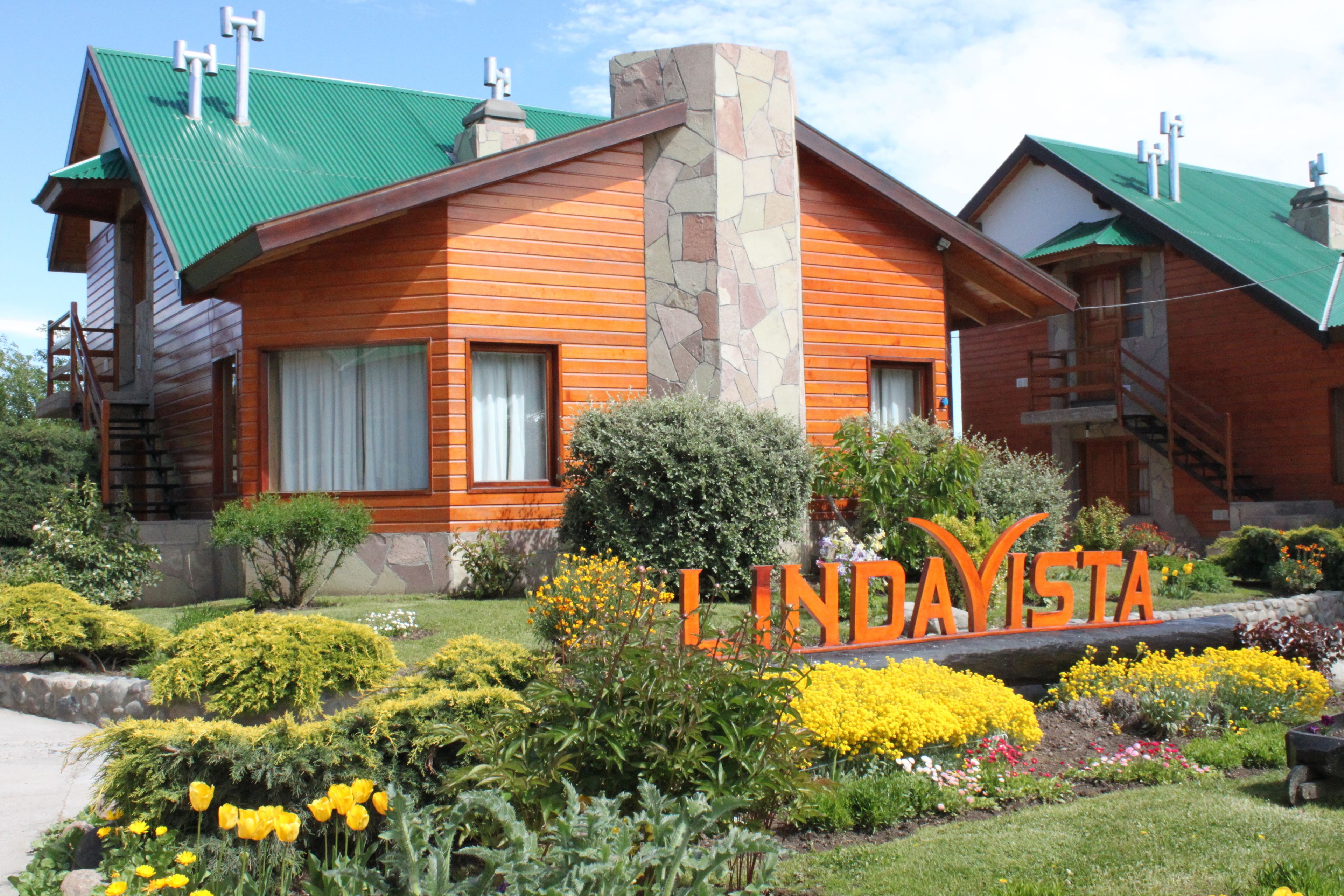 Premium bedding, Tempur-Pedic beds, free WiFi, bed sheets