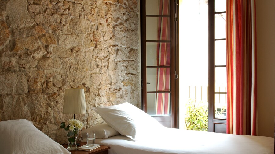 AinB Las Ramblas-Guardia Apartments