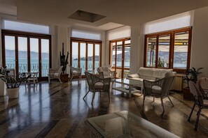 TV - Hotel Paradiso (Portovenere)