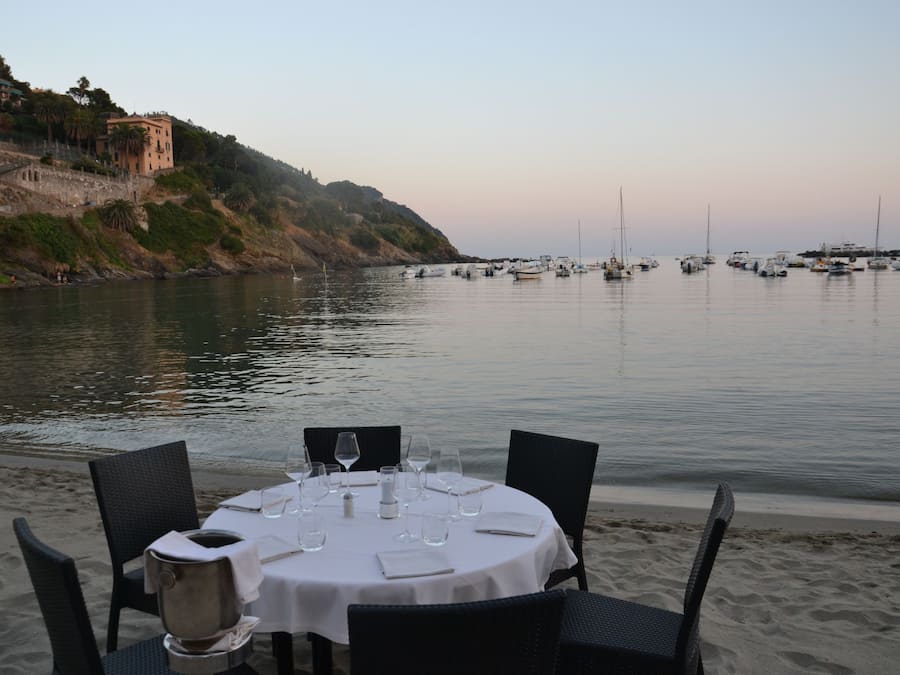 2 restaurants, breakfast, lunch, dinner served; Italian cuisine