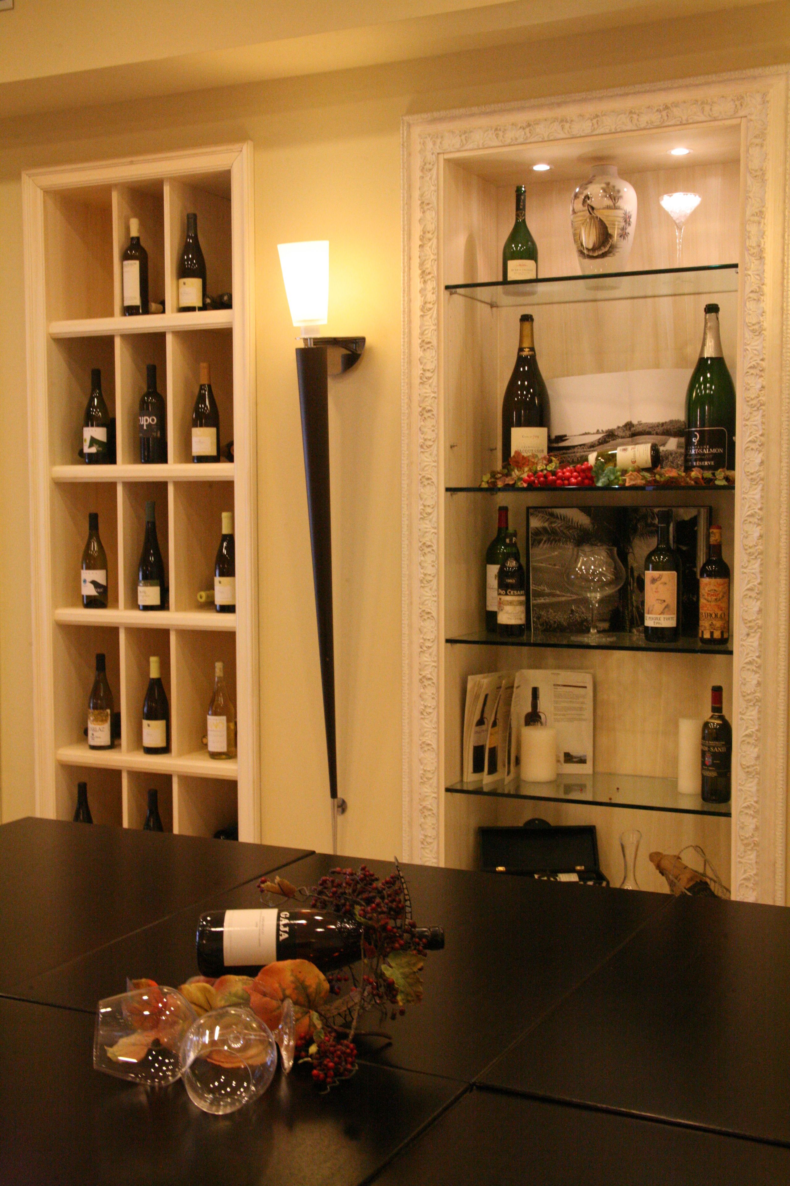 cocktail bar, beach views, open daily