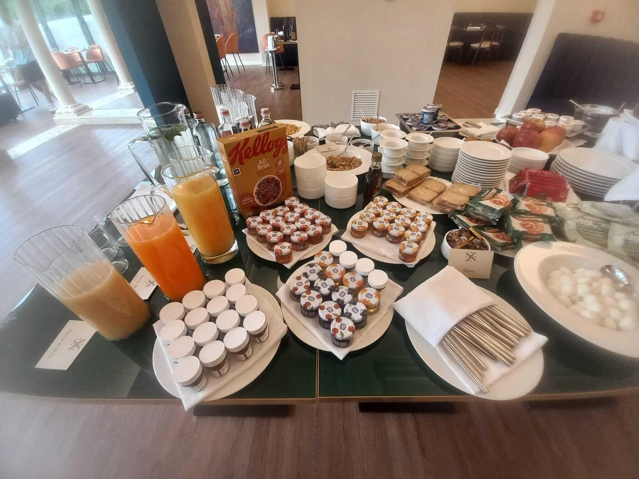 daily local cuisine breakfast (eur 30 per person)