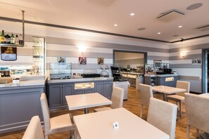 Breakfast area - Hotel Laurin (Santa Margherita Ligure)