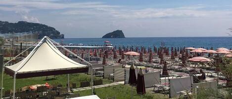 Beach bar
