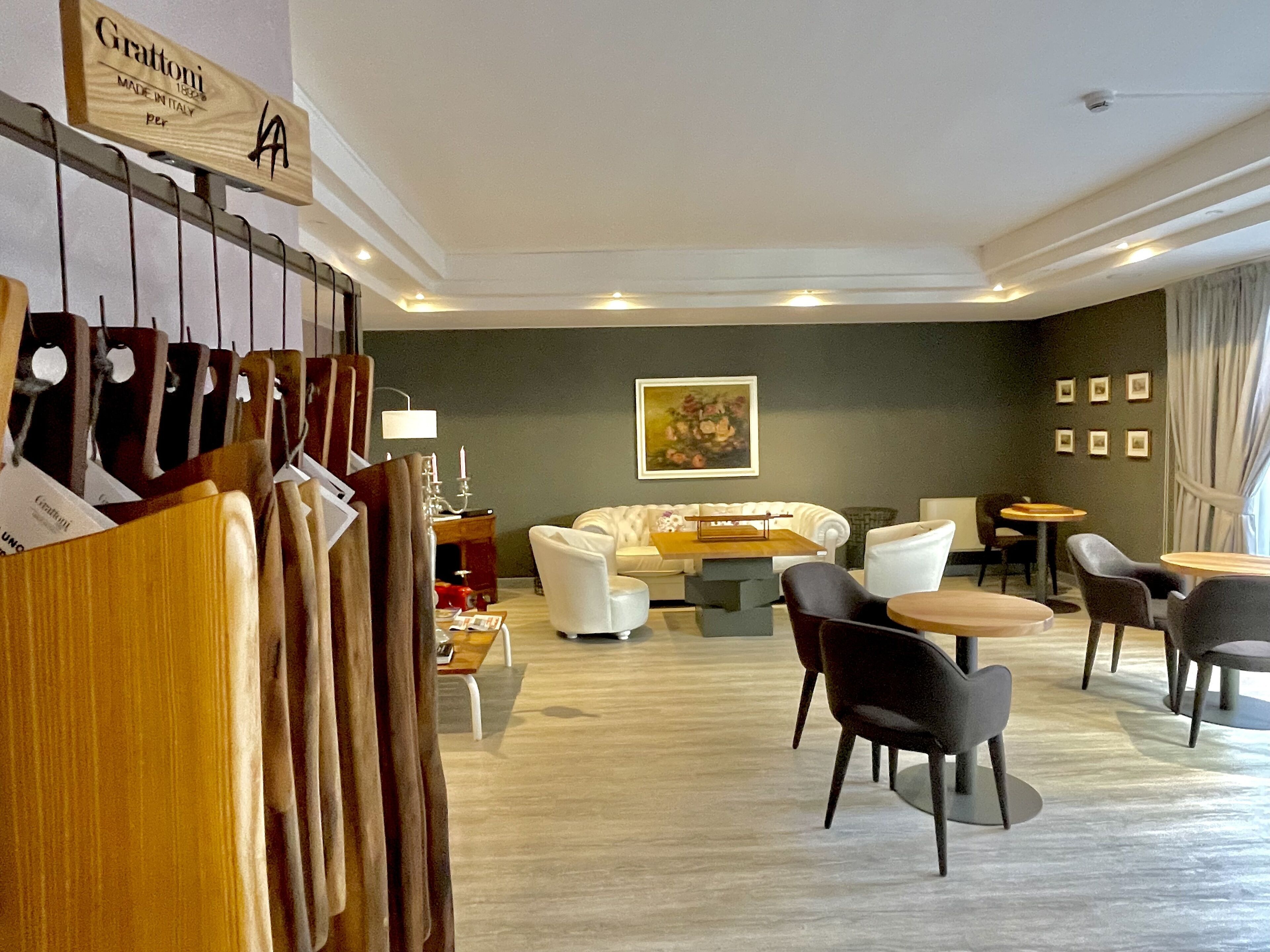 ฝ่ายต้อนรับ