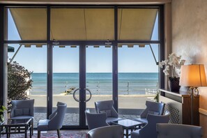 Bar (on property) - B&B Hotel Diano Marina Palace (Diano Marina)