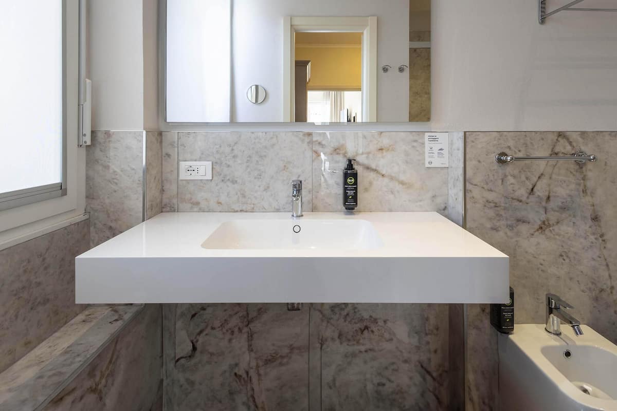 In-room safe, desk, free WiFi, bed sheets