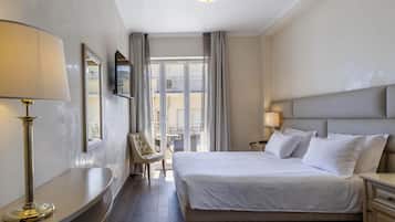 Superior Double Room | In-room safe, desk, free WiFi, bed sheets