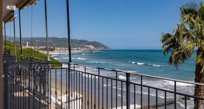 B&B Hotel Diano Marina Palace