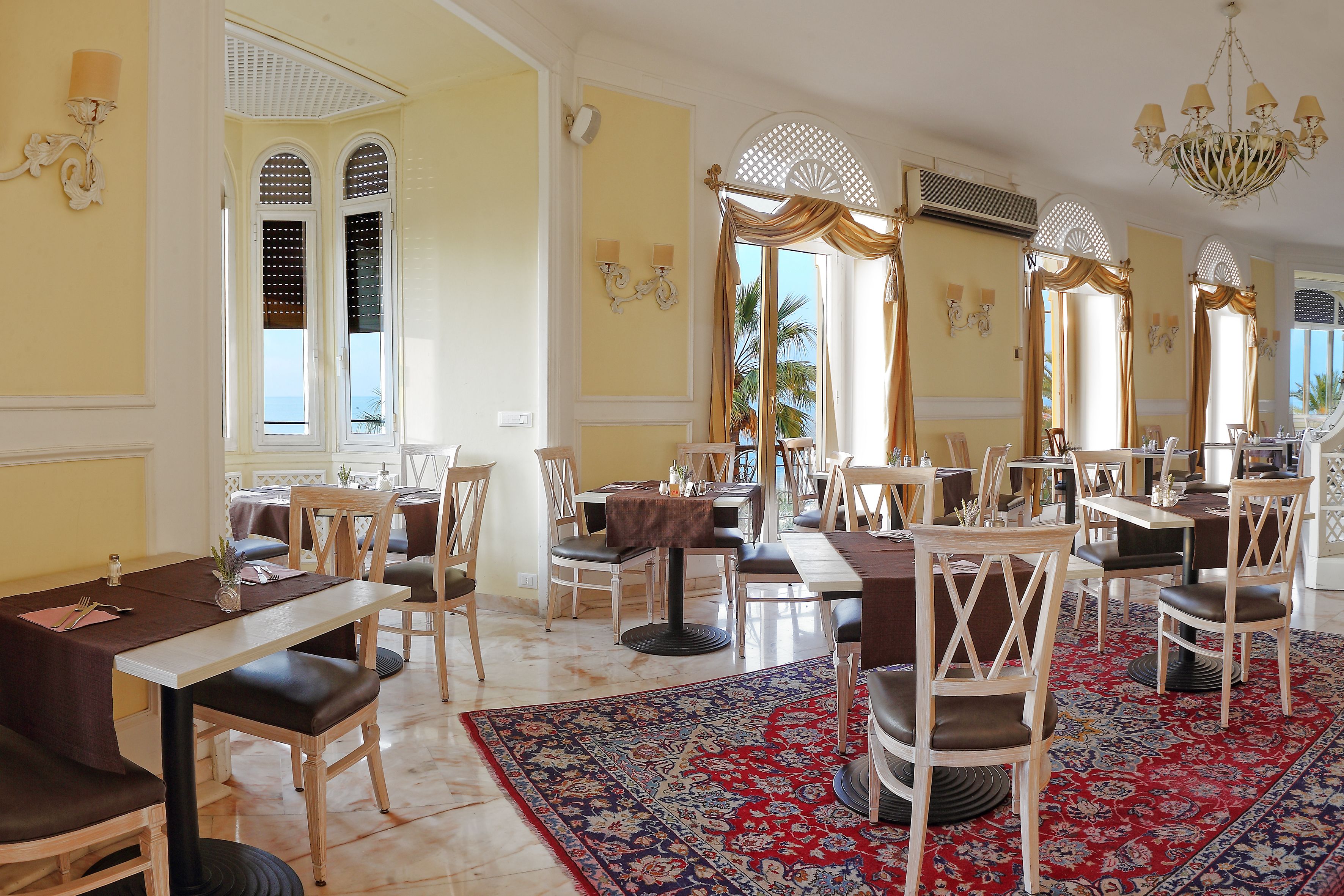 breakfast, lunch, dinner served; italian cuisine, sea views