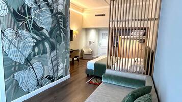 Camera Superior con letto matrimoniale o 2 letti singoli, vista mare (Frontal) | Una cassaforte in camera, insonorizzazione, Wi-Fi gratuito, lenzuola