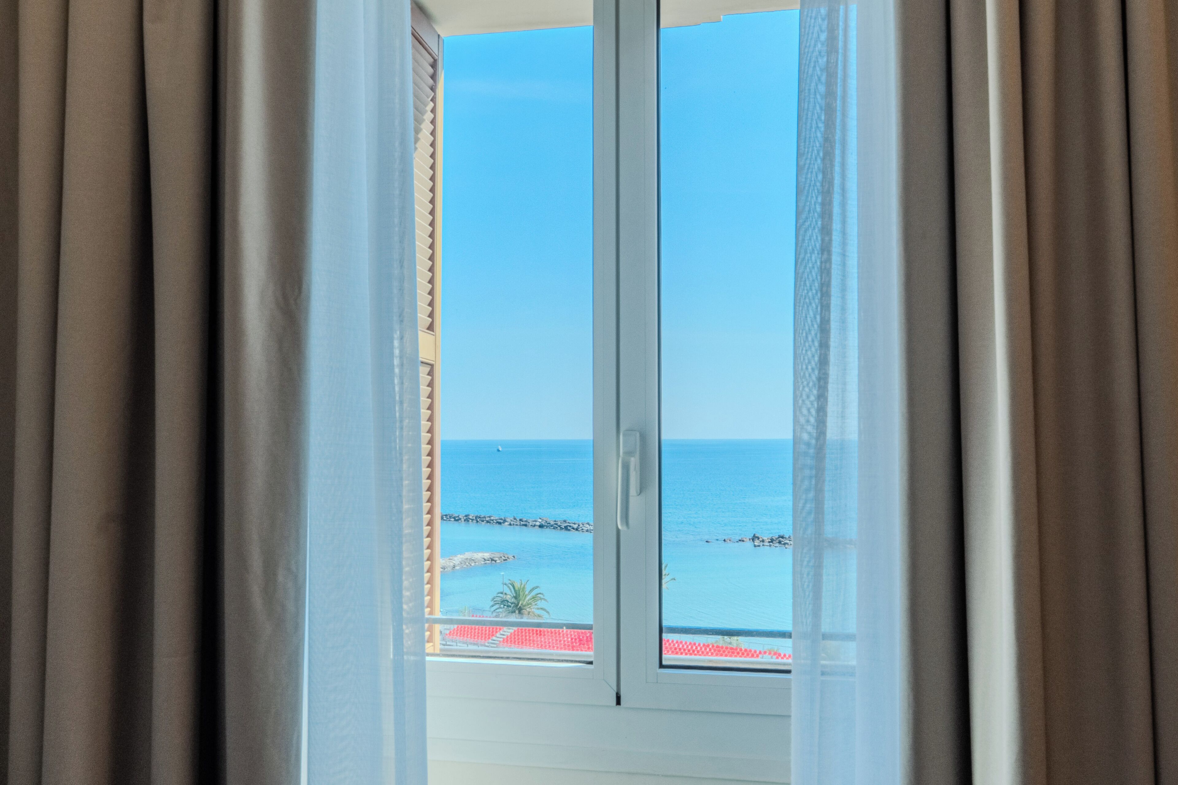 Superior-Doppel- oder -Zweibettzimmer, Meerblick (Frontal) | Blick auf das Wasser
