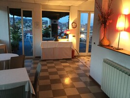 Bar (en el alojamiento)