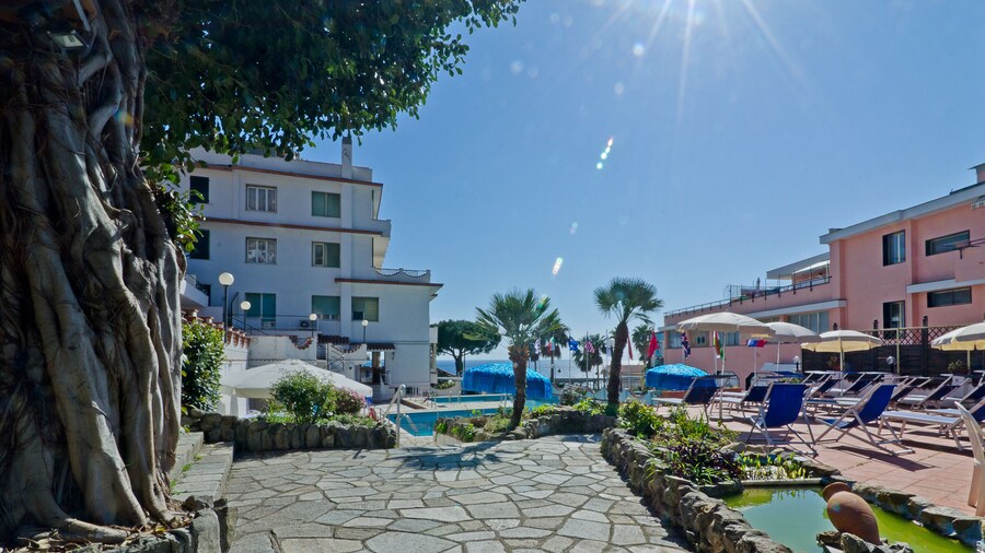 Hotel Ariston Montecarlo